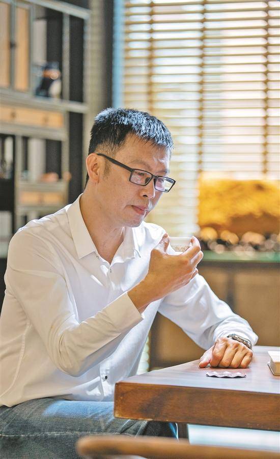 潮州工夫茶故事跨界达人林伟强单丛是一片蓝海我愿当个摆渡人