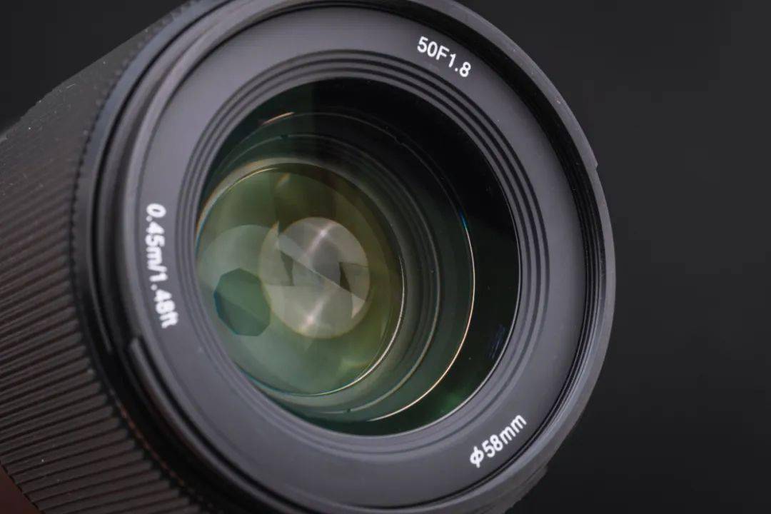 永诺50mmf18zdfdsm全画幅自动对焦镜头上手