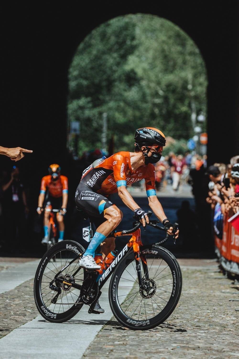 一举拿下两站亚军巴林胜利车队名次再次提升