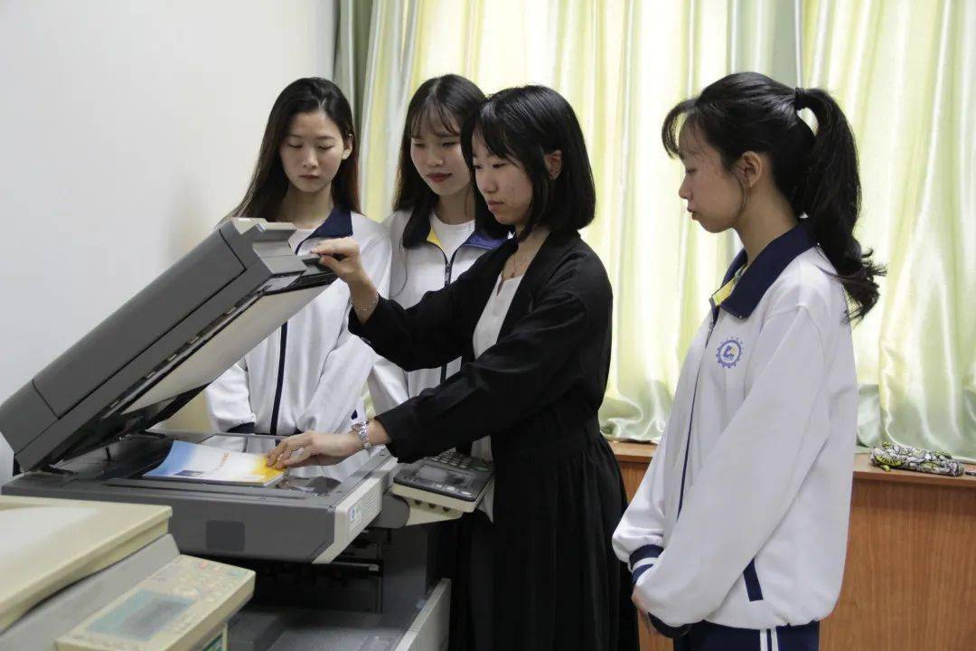 江门市技师学院信息承载梦想技艺引领未来信息技术系