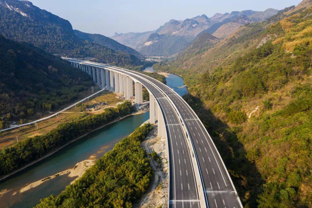 广东交通这五年