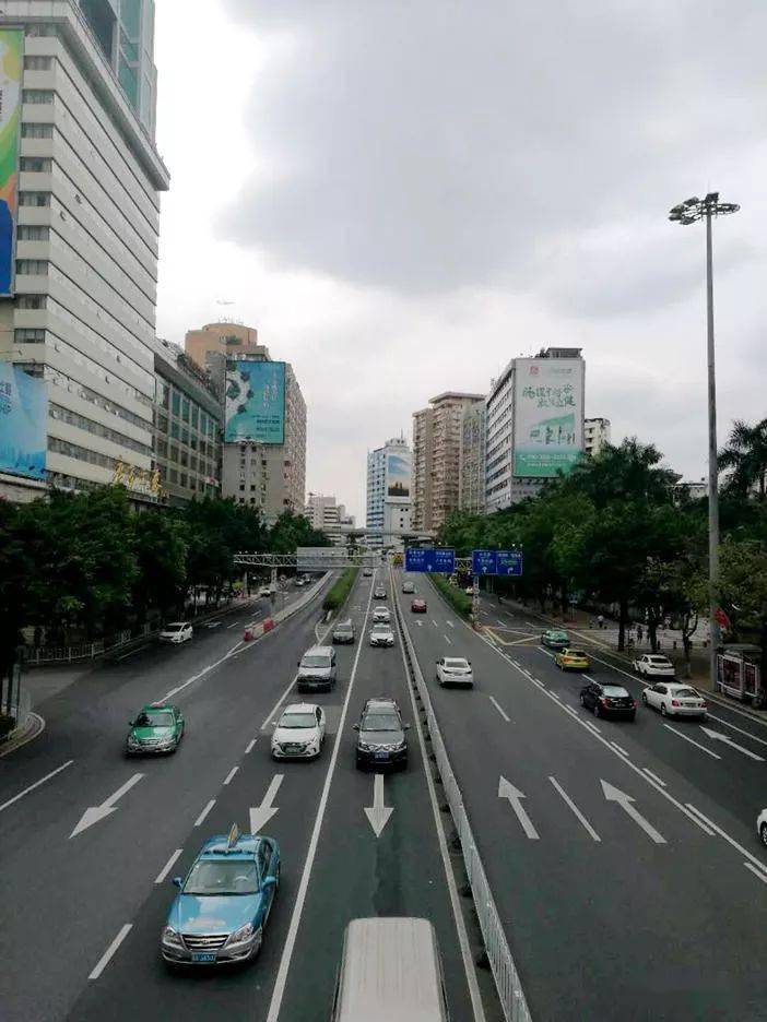 环市东路十八变_广州_潘成焱_区庄