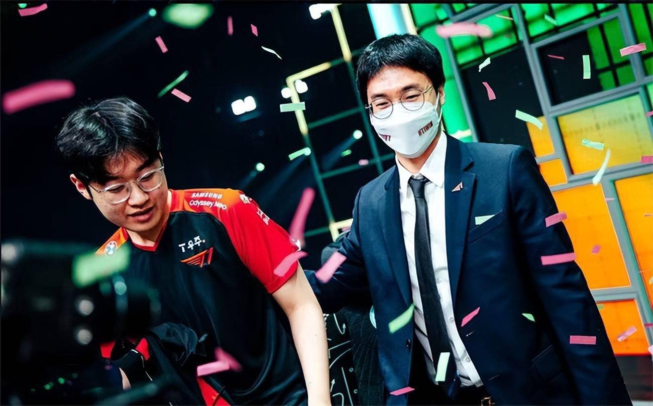 zeus下赛季稍微表现不好的话,估计就要和canna一样了吧.