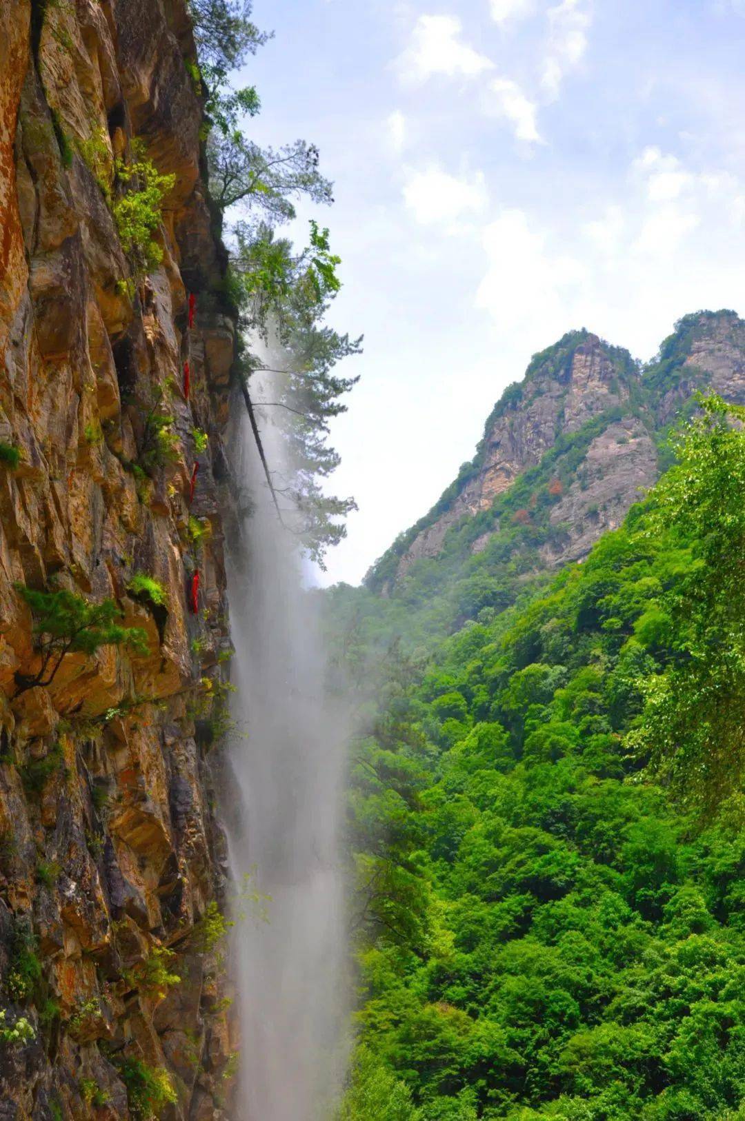 travel青凤飞瀑地址:太白县桃川镇04钓鱼台——磻溪峡谷瀑布瀑布当然