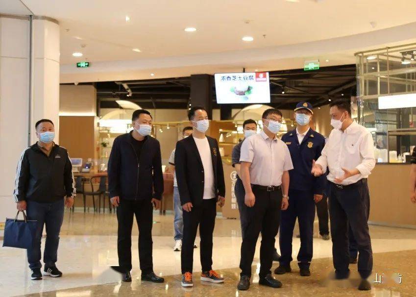 昆明西山区委常委常务副区长杨凯带队开展端午节前消防安全检查