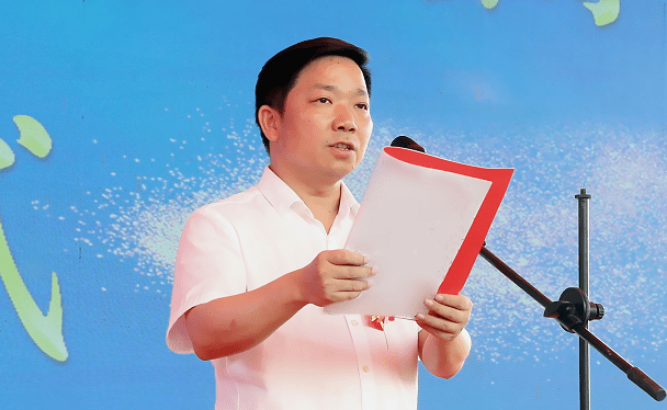邵东市举行中伟大道捐建暨建没开工仪式