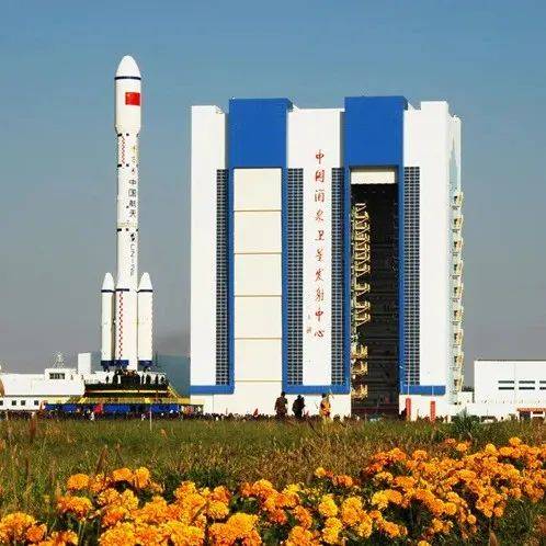 你好 这里是额济纳乌拉航天城国防 