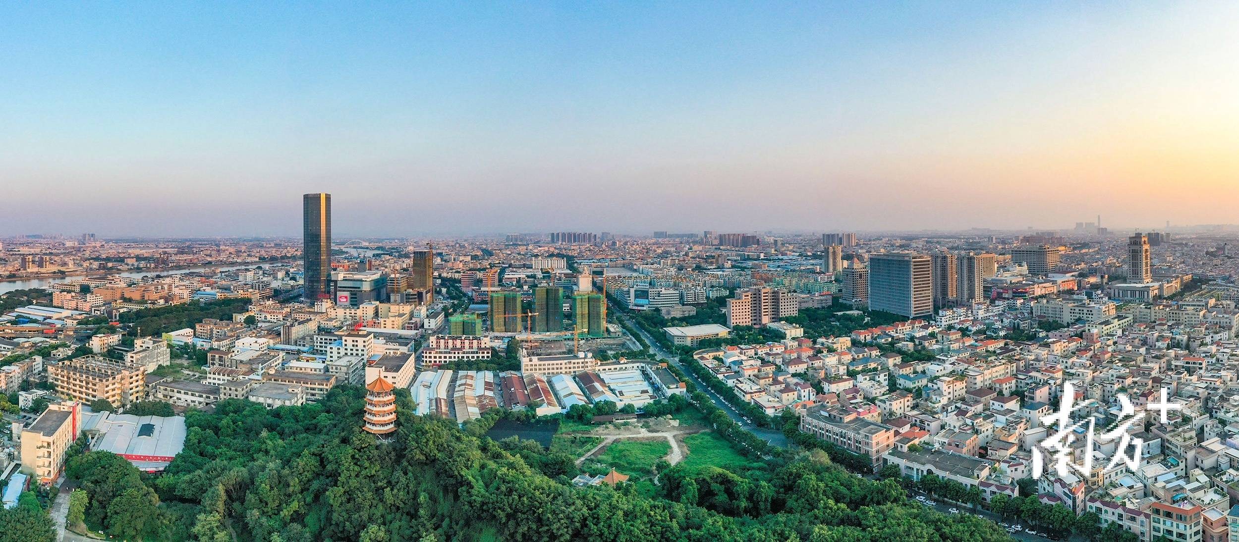 南方日报:作为中山工业强镇和商业重镇,小榄将如何用好自身优势,积极