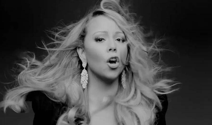 玛丽亚凯莉近30年前的圣诞金曲被起诉抄袭被索赔2000万美元