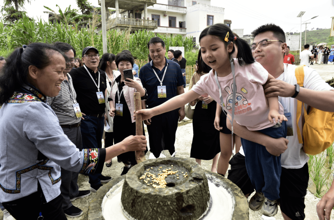 多彩宝携手罗甸县"互联网 认养""我的一亩田"正式启动_梁玉林_贵州_万