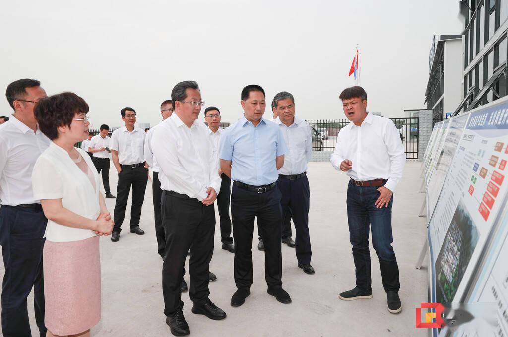 国网四川省电力公司与自贡市签订战略合作协议 谭洪恩 范波讲话