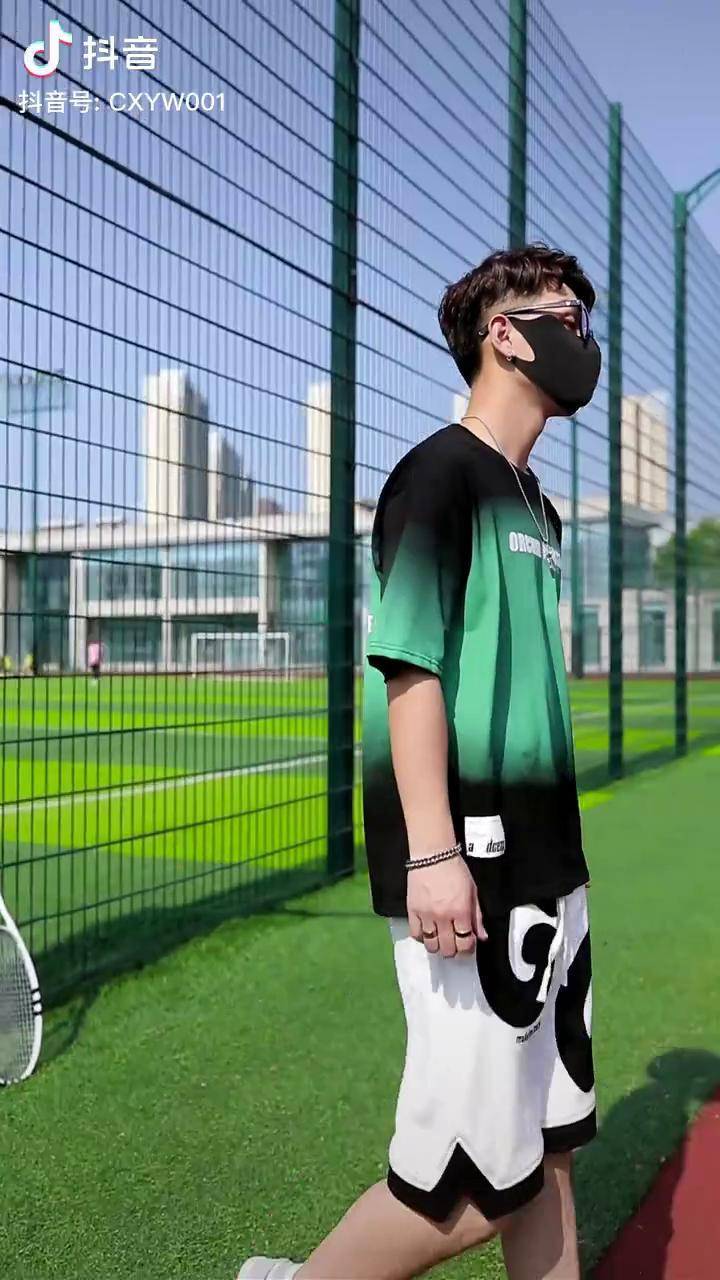 抖音520宠爱季阳光男孩阳光帅气少年感宝藏男孩面料柔软舒适潮酷男孩