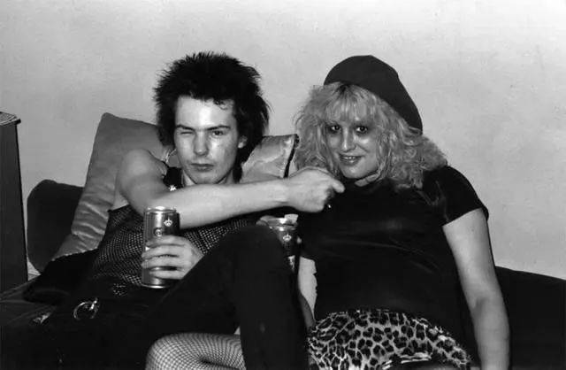 连名字都是禁忌,朋克开山鼻祖来了_sid_nancy_johnny