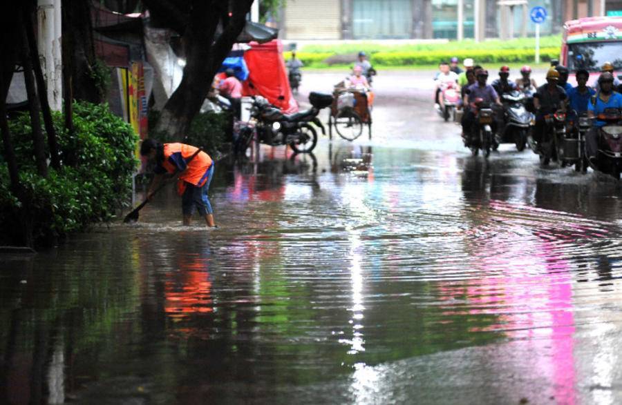 湖南强降雨已致179 45万人受灾，10人死亡3人失联 湖南强降雨已致10人死亡3人失联 工农业 全省