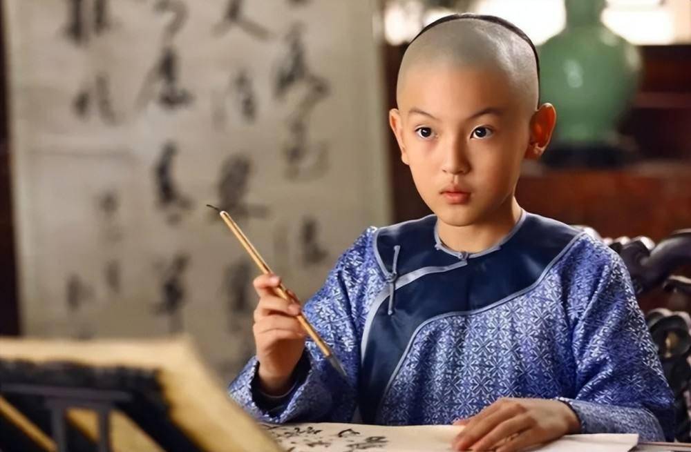 康熙第十二子胤祹被苏麻喇姑抚养长大没参与争位却被雍正打压