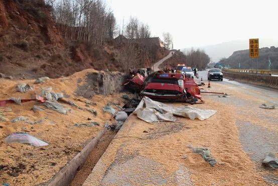 青海交警公布五起长下坡路段典型事故案例