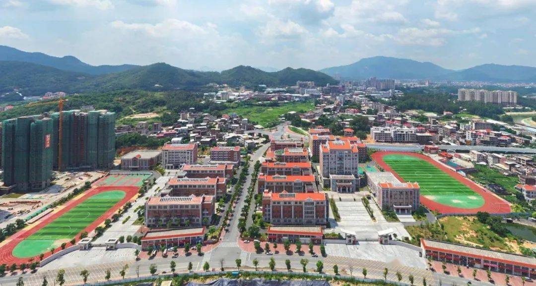5亿元,侯昌财捐建的大学正式开工 