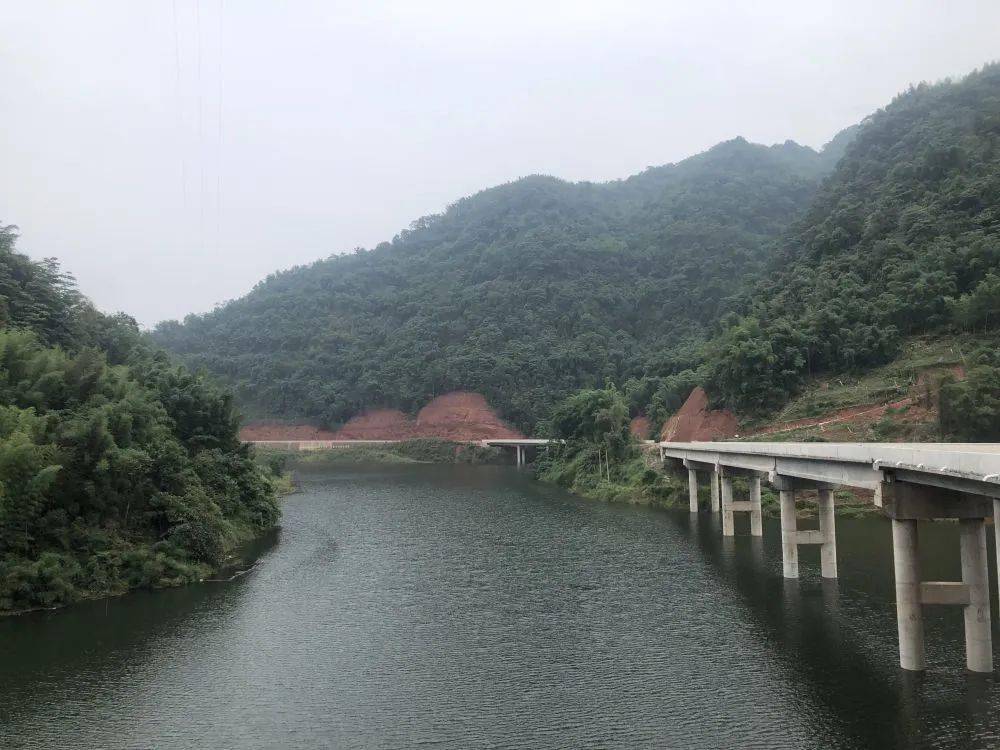 四川交通546国道泸州段改建工程路基全线贯通