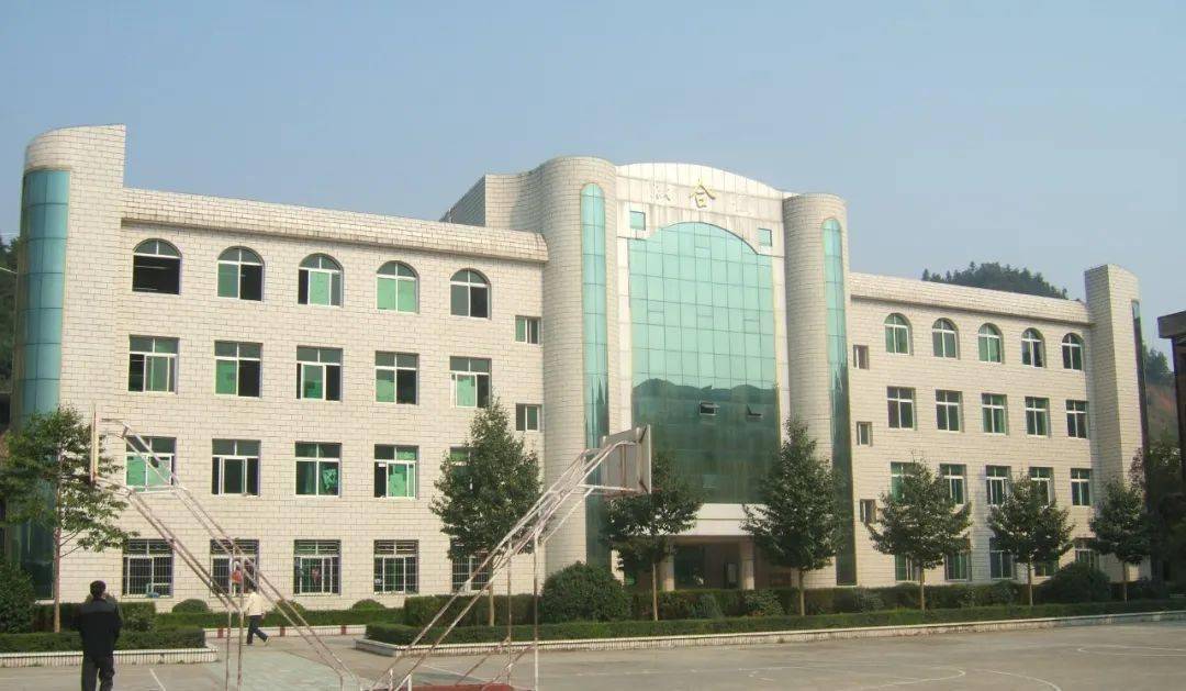 事关中考铜鼓中学考点相关注意事项请查收_考生_答题_条形码