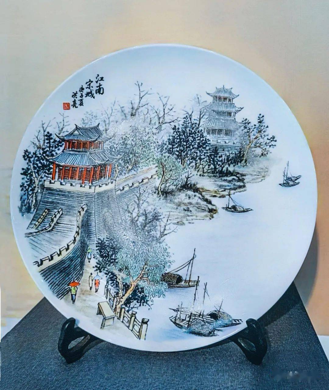 瓷盘画:江南宋城瓷盘画:赣州八境瓷盘画:军门楼瓷盘画:城堞桥浮八镜台