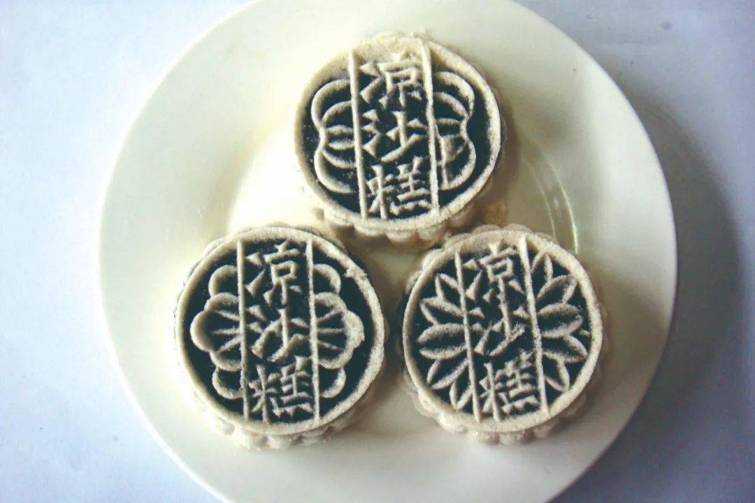 一举“糕”中!临海这些风味糕点,一下甜到心巴里_三色糕_番薯_芝麻糕