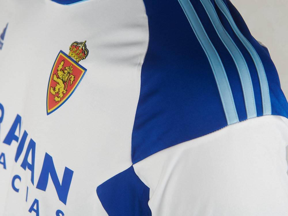 阿迪达斯发布皇家萨拉戈萨202223赛季主场球衣