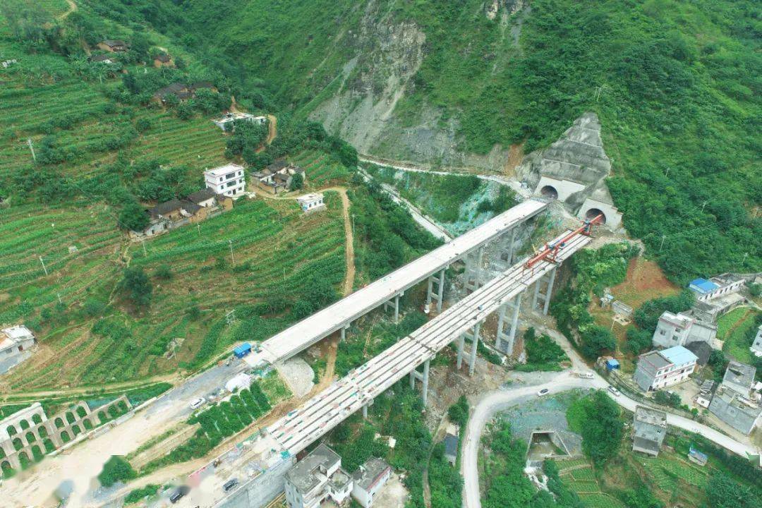 喜报都香高速a8标主线全面贯通