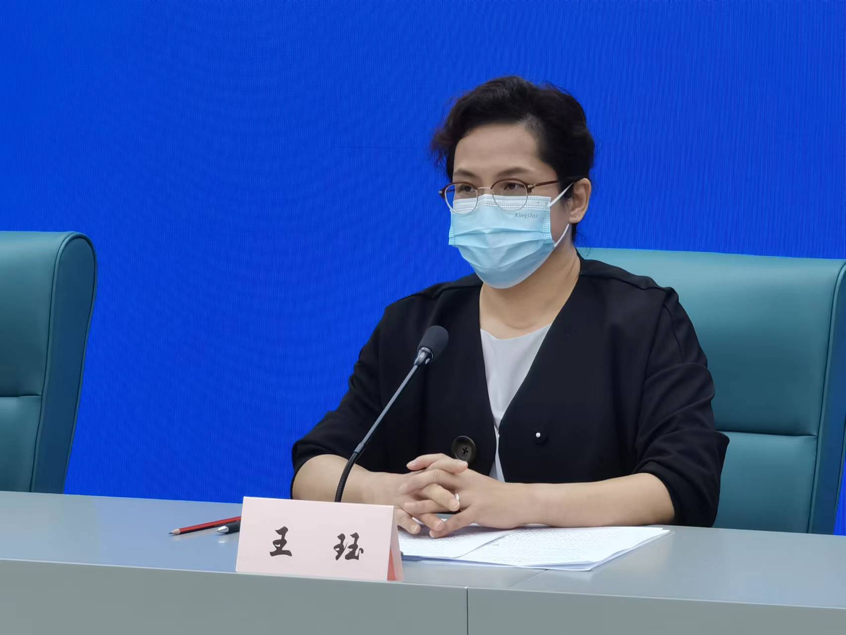 对此,普陀区副区长王珏介绍说,普陀区有12