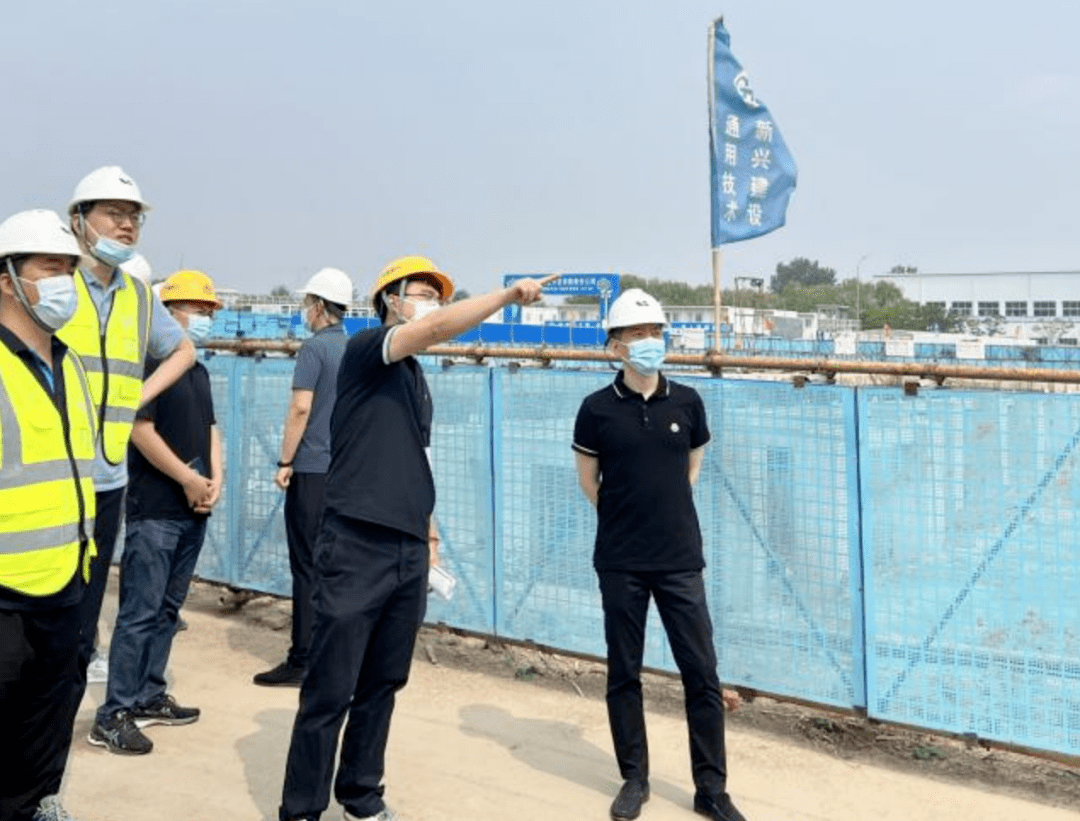 市经信局规划处处长刘维亮调研理想汽车工厂与理想汽车第二总部