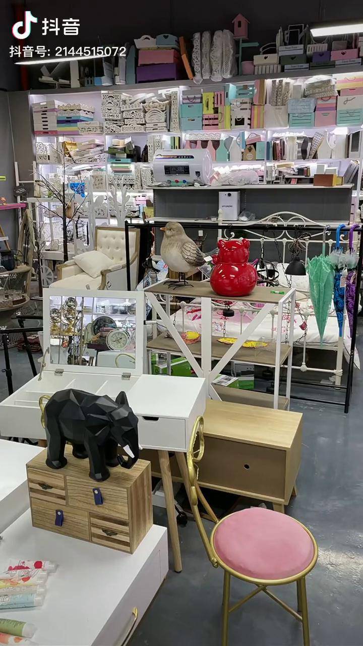 家居摆件尾货清仓处理2400平仓库尾货家居饰品一件也是出厂价