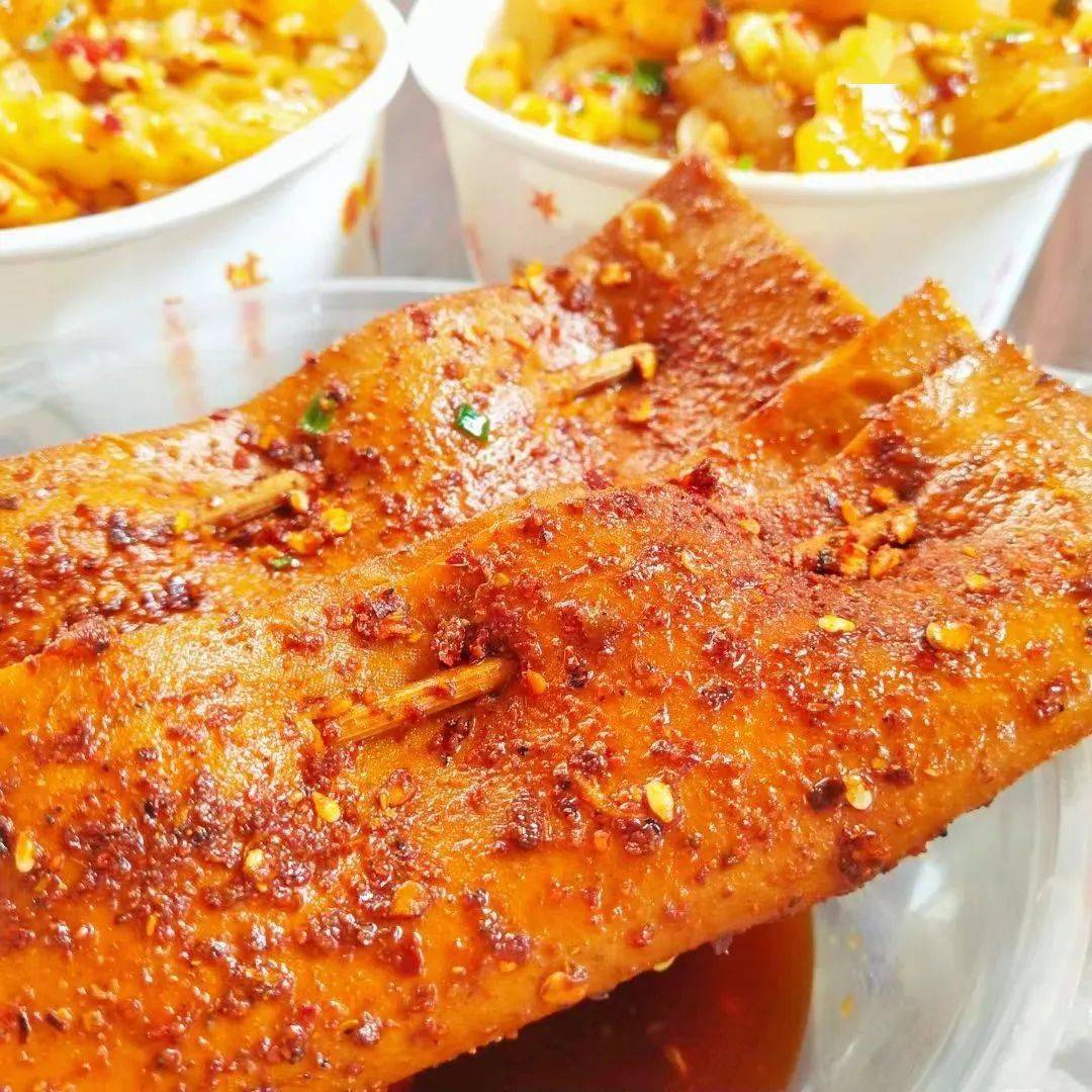 图源:大众点评网友除了土豆,他家的豆腐皮也不错里面包满了葱花和