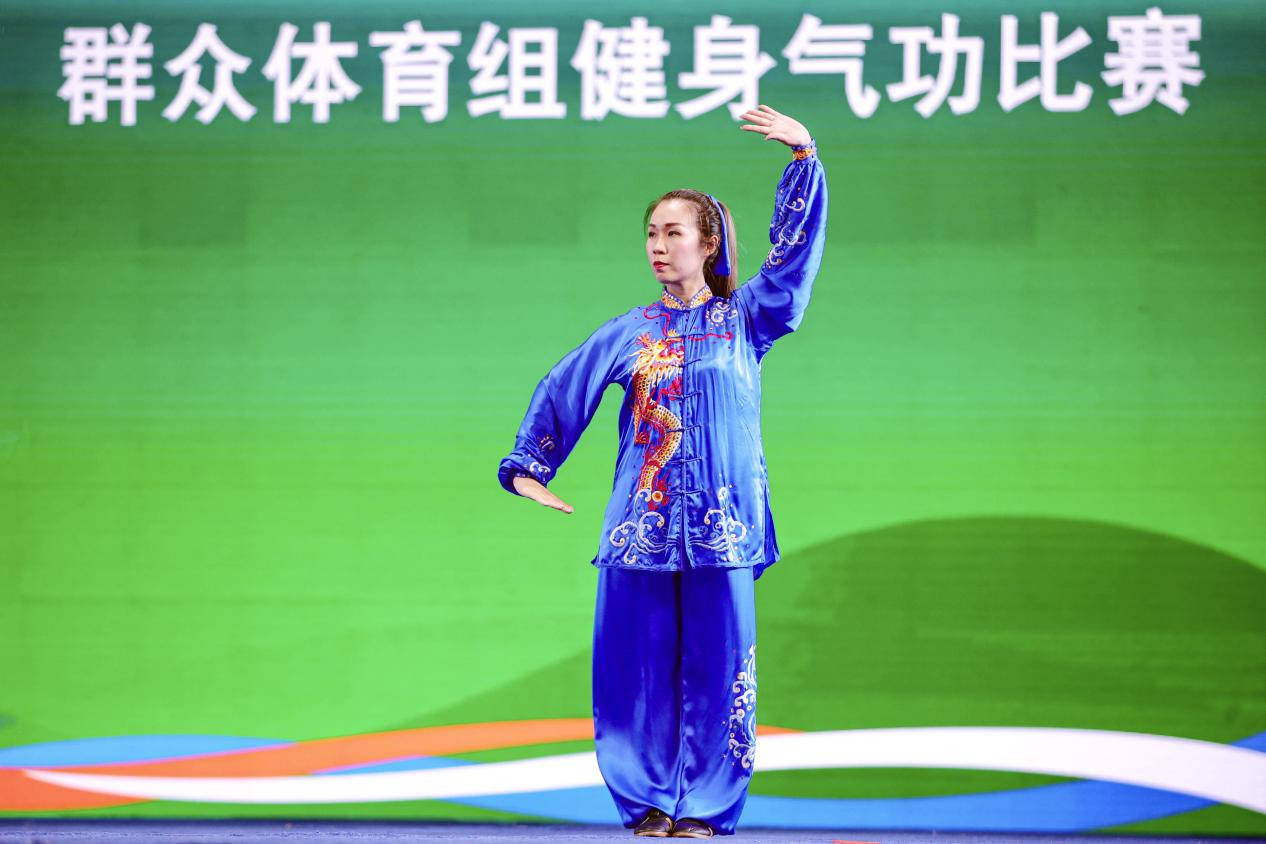 其中,清远队康文胜获得大舞项目一等奖,广州队刘艳君获得养生功十二法