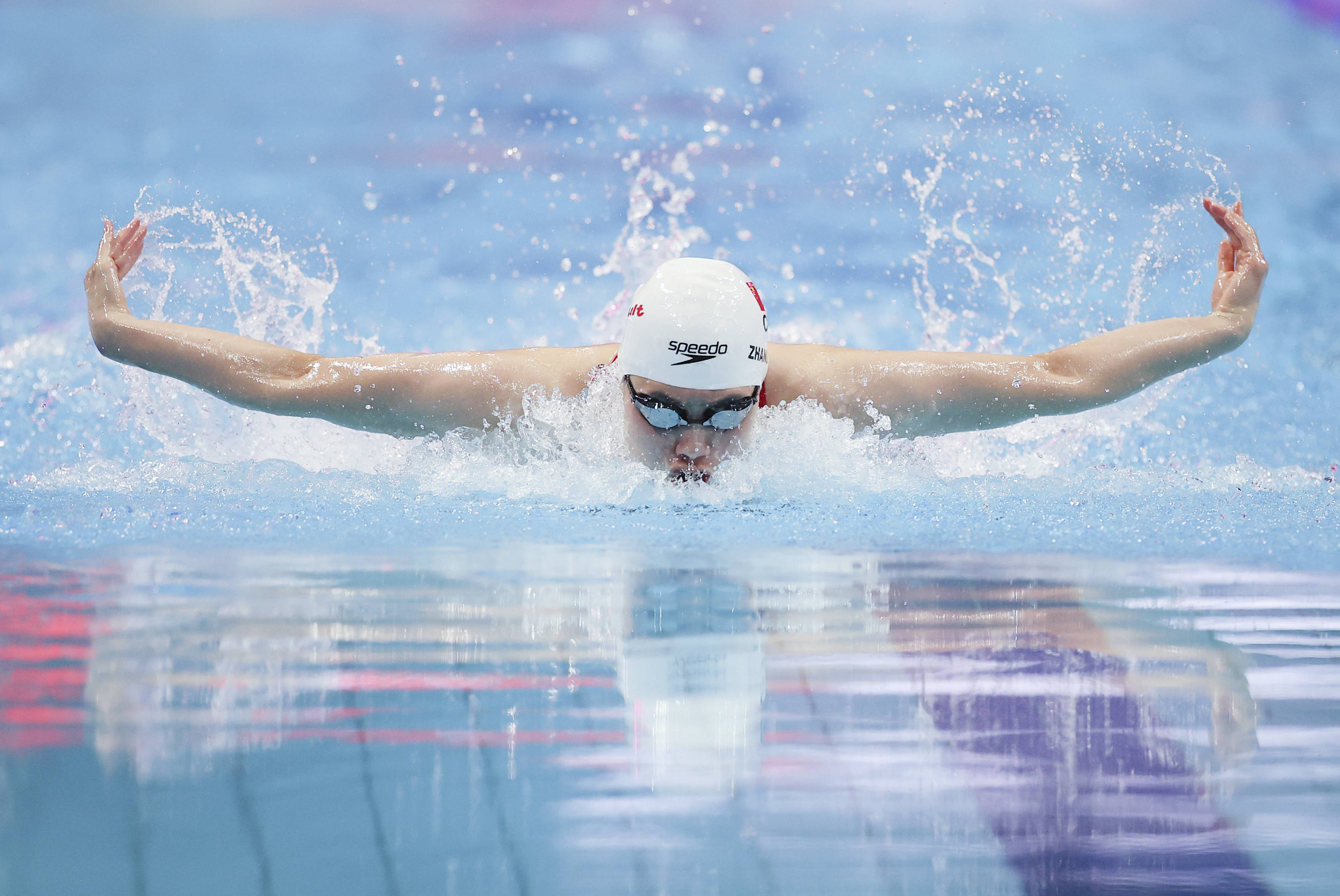游泳世锦赛张雨霏获得女子100米蝶泳铜牌
