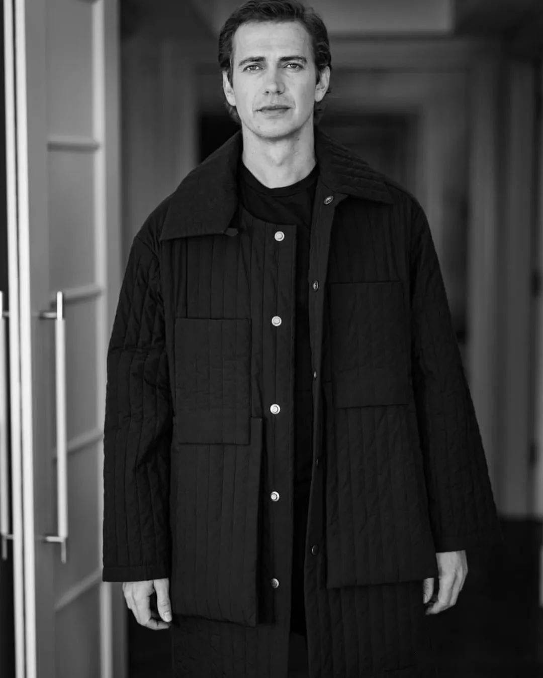 欧比旺伊万麦克格雷格时尚杂志封面大片帅萌大叔魅力不减