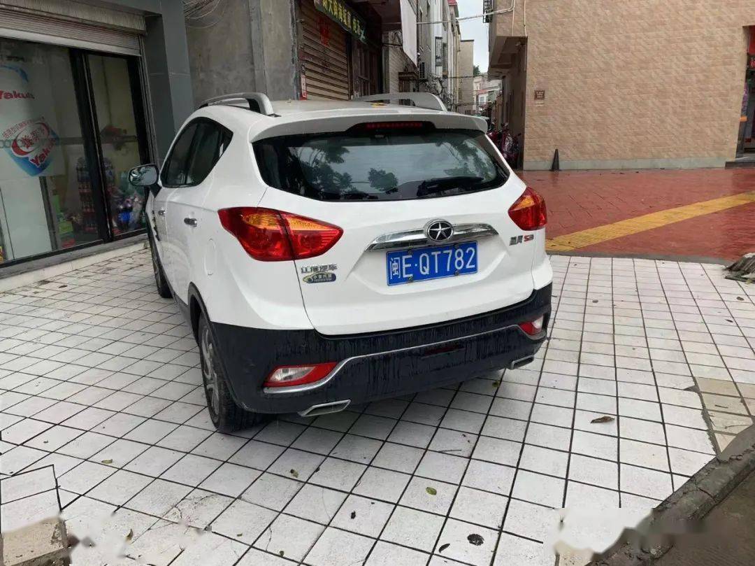 这些车辆违停!_东山_铜陵_车牌