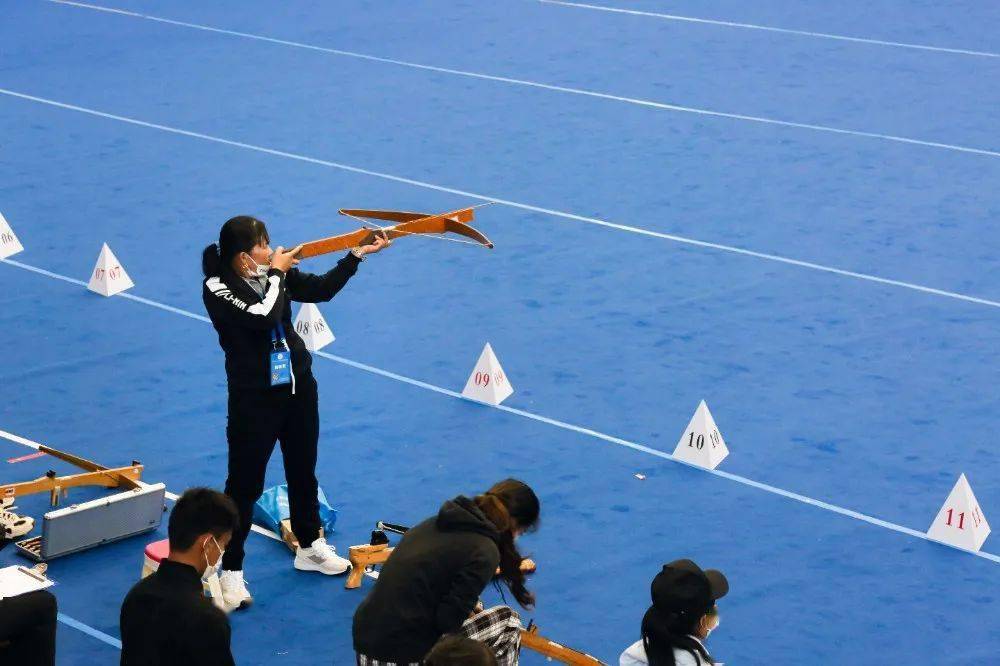 组图箭拔弩张省第十二届少数民族运动会射弩赛场回顾