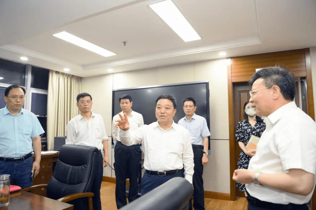 全省防汛应急响应提升至ii级,省长叶建春连夜召开省防指会议_救灾