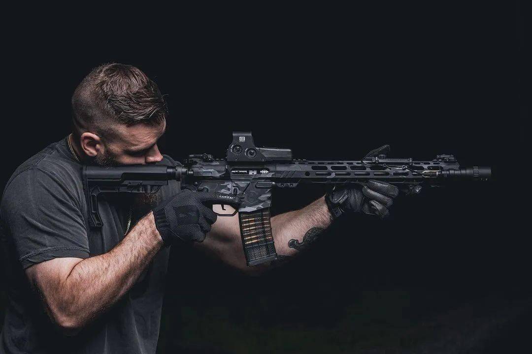 【枪械摄影】时刻保留对它的一份敬畏之心_战术_备份_公众