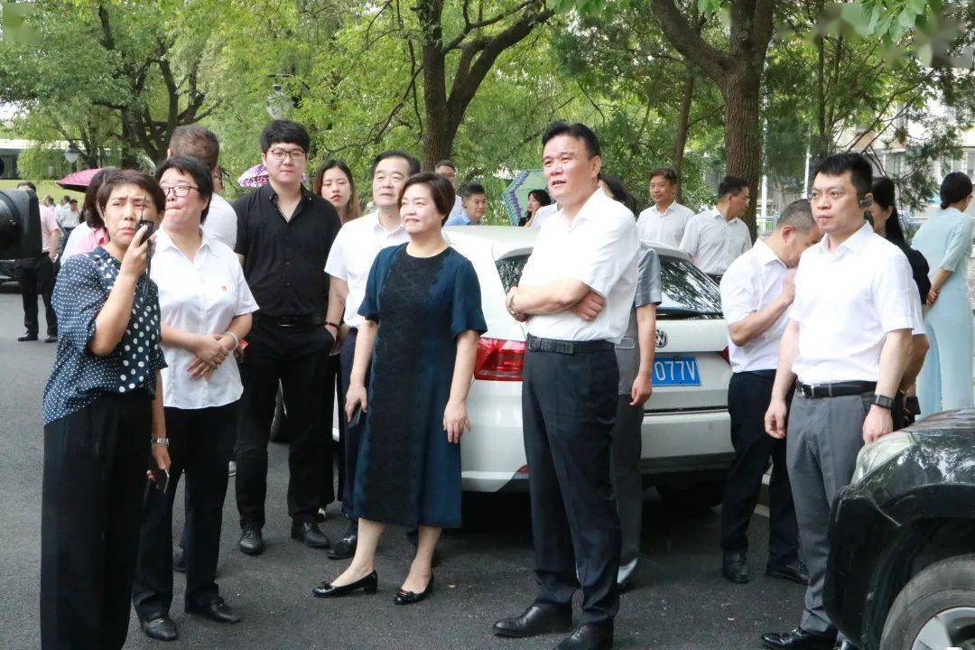 区人大常委会党组书记,主任赵立明,副主任蒋金娥,李国梅,徐建中,钟华