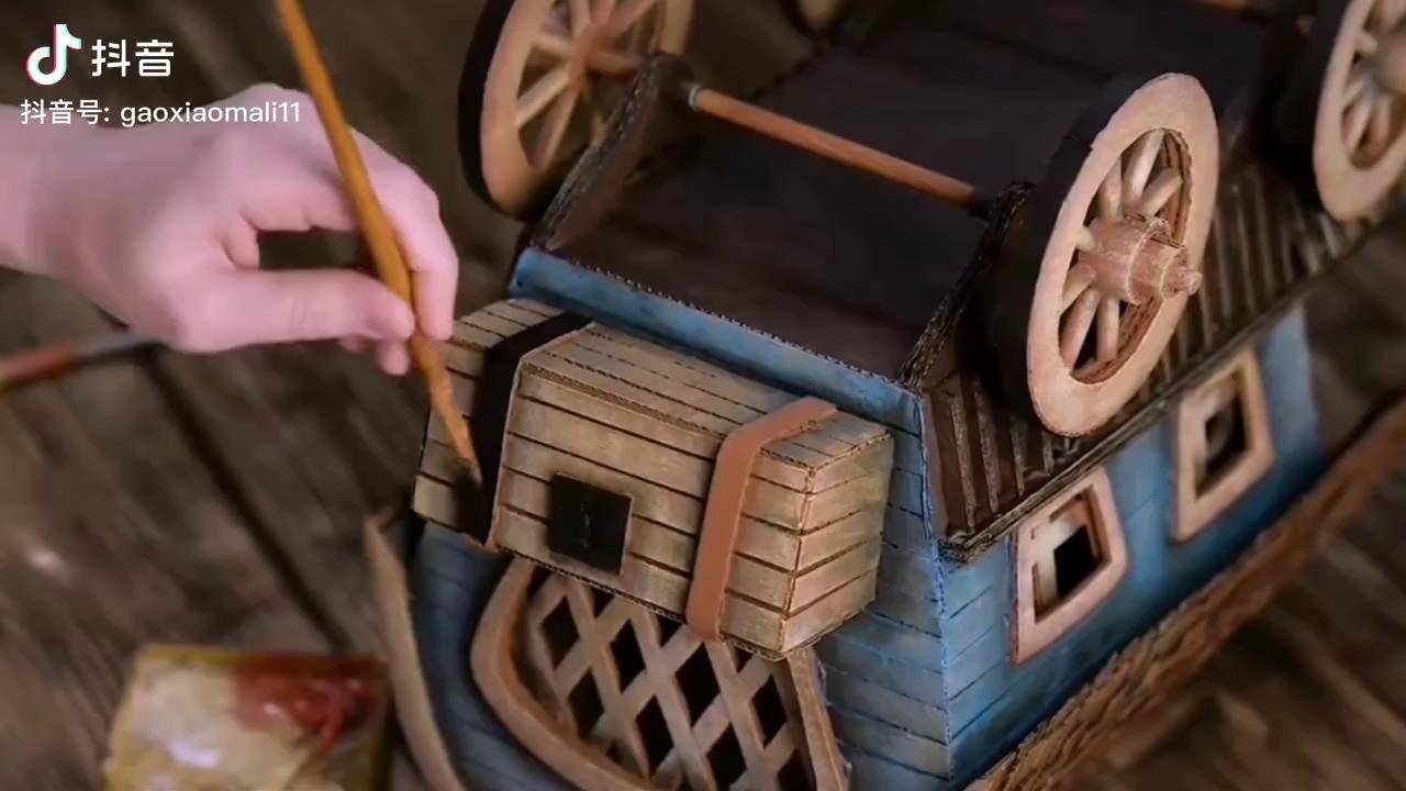 废弃纸板制作一个复古小马车手工diy手工创意模型