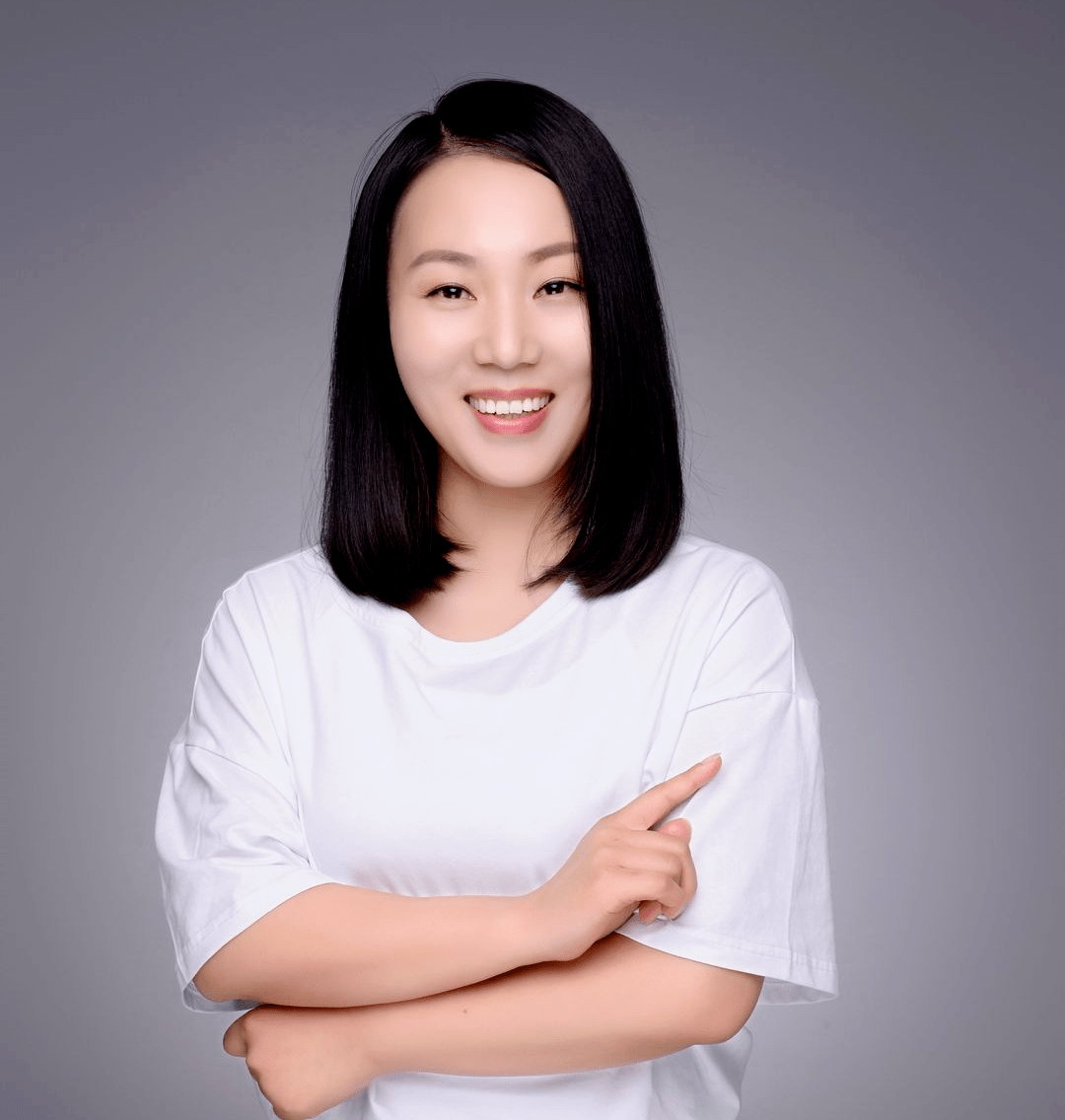 蔡铁萍--工徐派(国家二级演员)朱旭萍--工张派(国