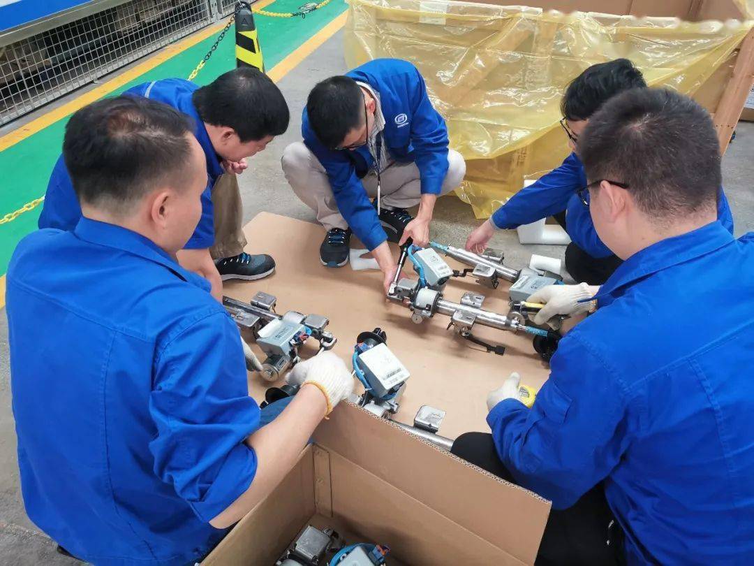 包装工程师现场验证包装方案pe现场确认零件状态首批e230r项目完成