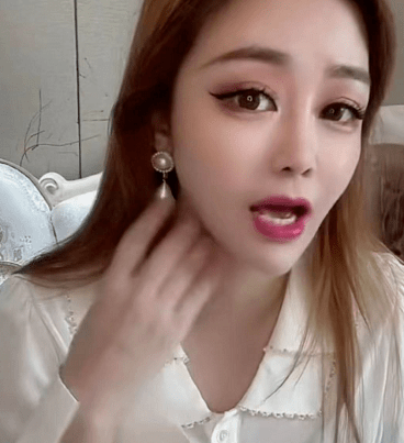 初瑞雪直言孩子聪明爱学应该随我浩南透露抖音给资源协议还便宜