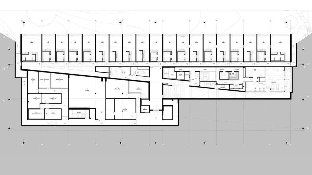 ��������ʿ���Ƶ꣬����BIG����ƣ��ݻ��Ƶ��һ������