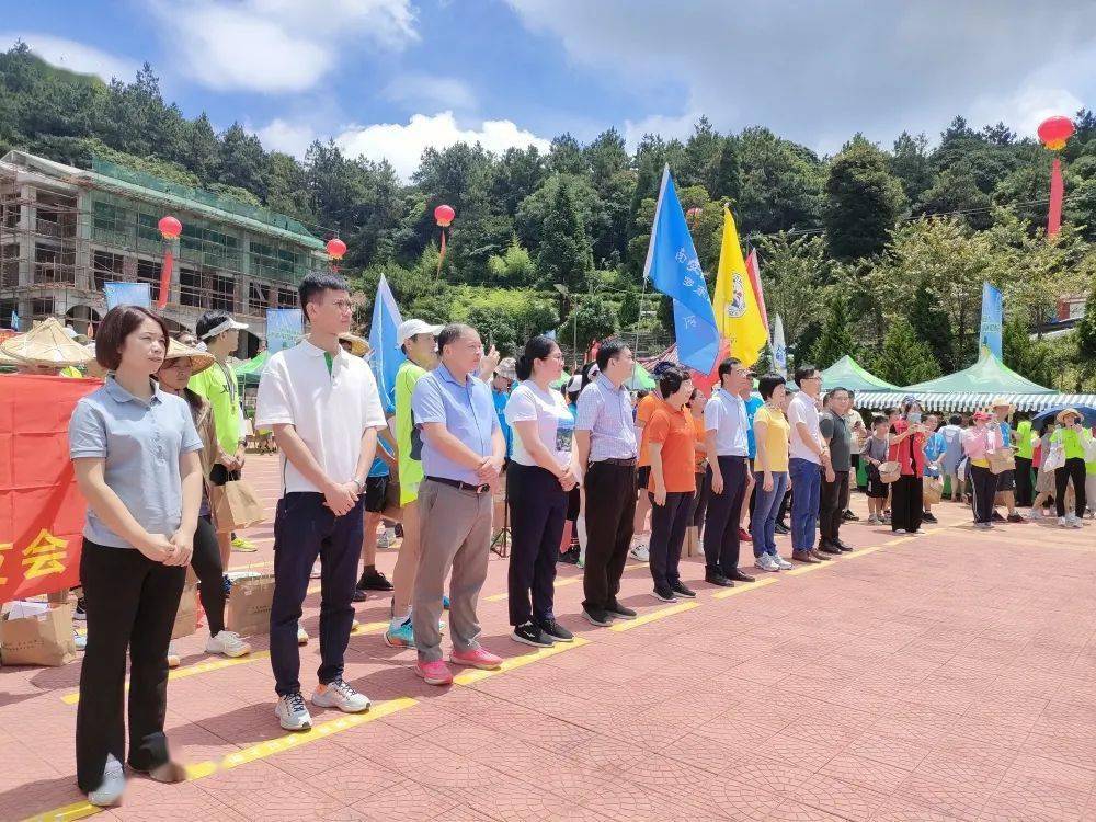 6月25日,2022年向阳乡文化旅游节暨千年古官石道状元坡集福活动在向阳