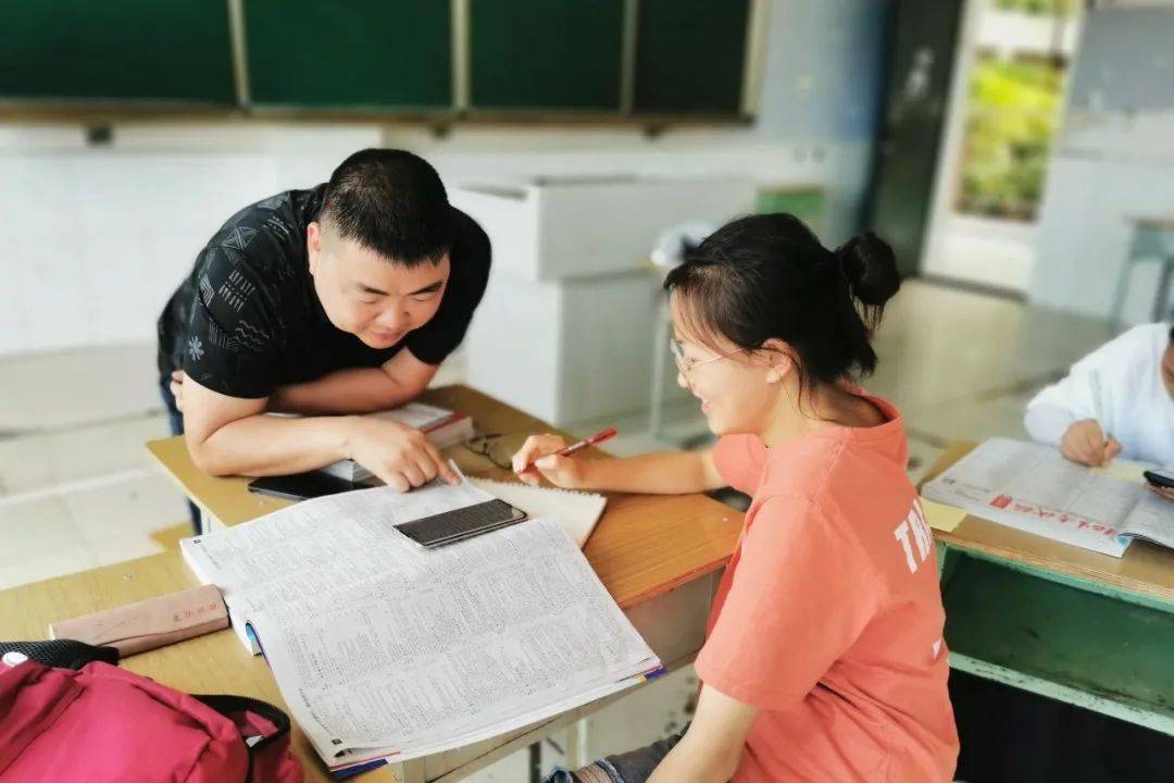 职高学校有哪些_南充哪个职高学校好_职高可以报考的学校