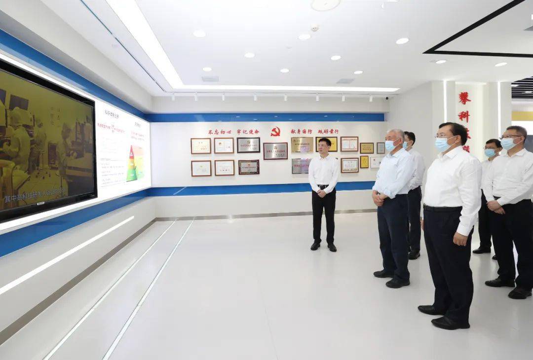 科技部部长王志刚调研我省科技工作王忠林参加相关调研