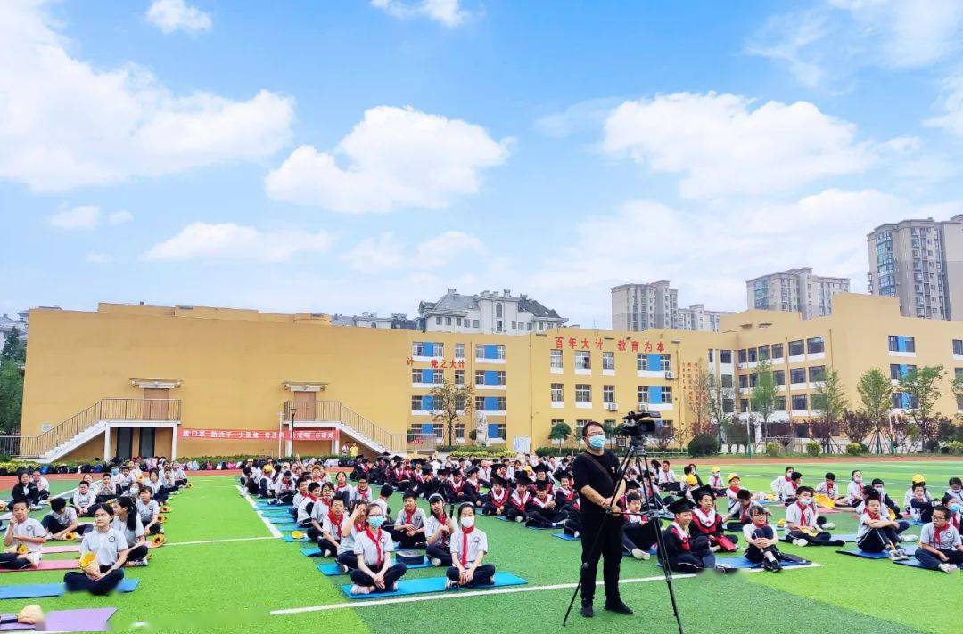 启航遇见更好的自己青岛金水路小学2022届毕业典礼纪实