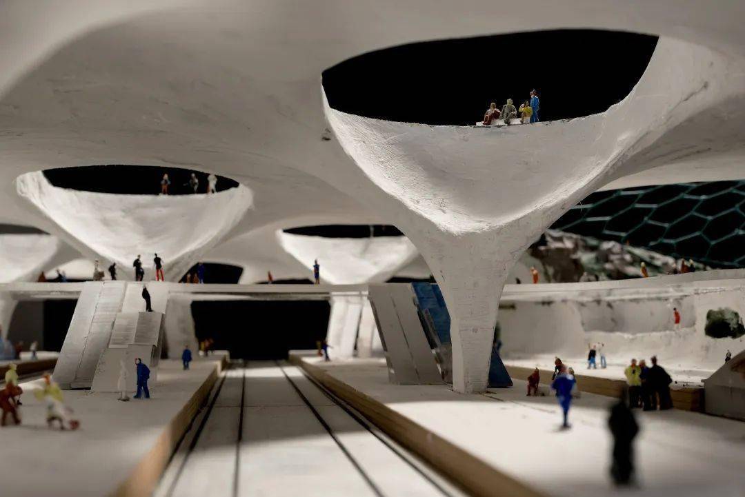 普利兹克建筑奖获得者freiotto的薄膜建筑美学