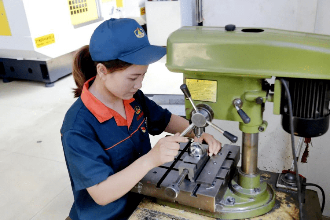 我市张微微荣获齐鲁巾帼工匠称号